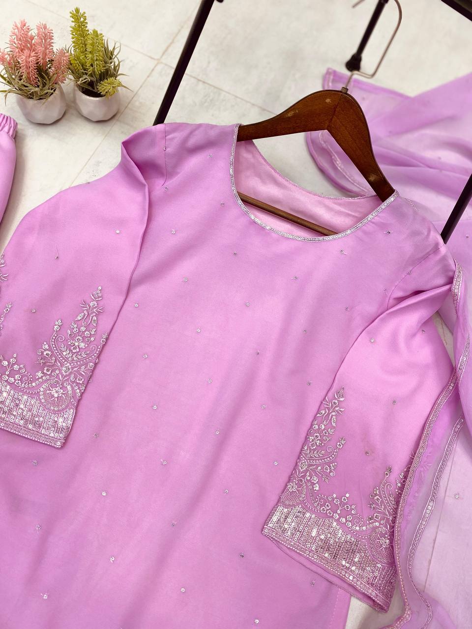 Exclusive Designer Sequins Work Suit β Kurti, Palazzo & Dupatta Combo