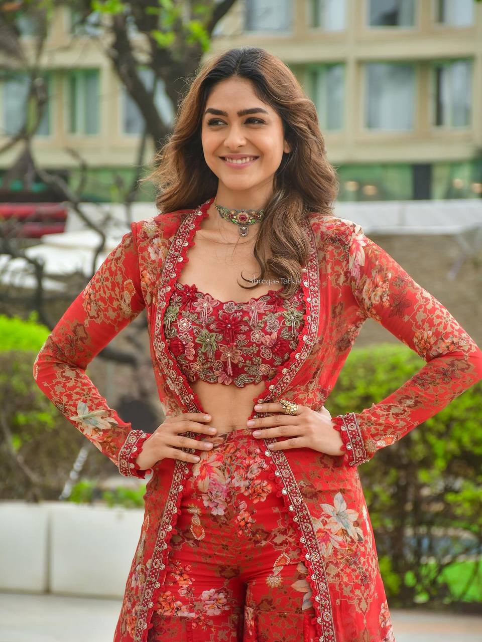 Starry Nights: Designer Georgette Sharara & Shrug Combo for Weddings