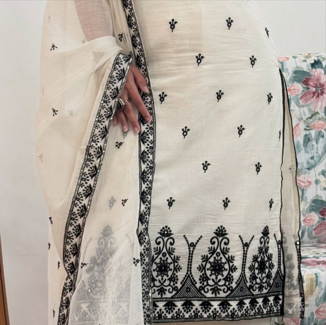 Classic Charm: Pure Maska Cotton Silk Kurti with Fancy Border Finish