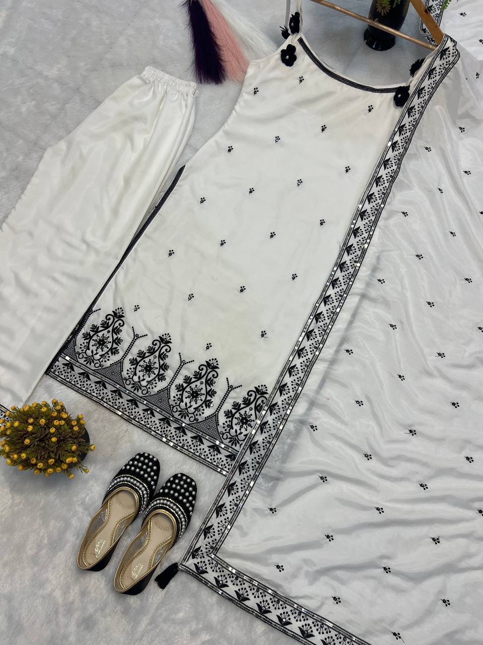 Classic Charm: Pure Maska Cotton Silk Kurti with Fancy Border Finish