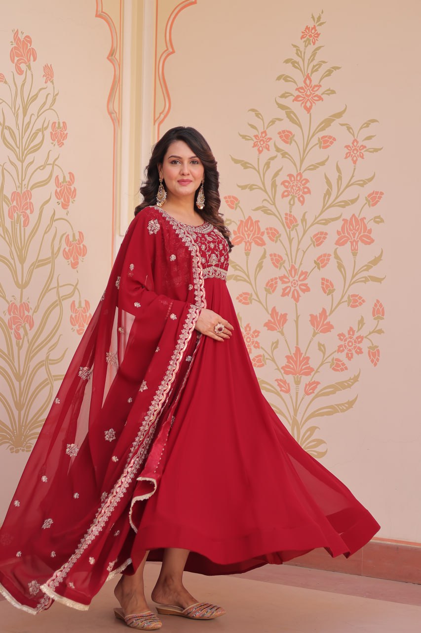 Royal Bloom – Anarkali Gown & Dupatta Set