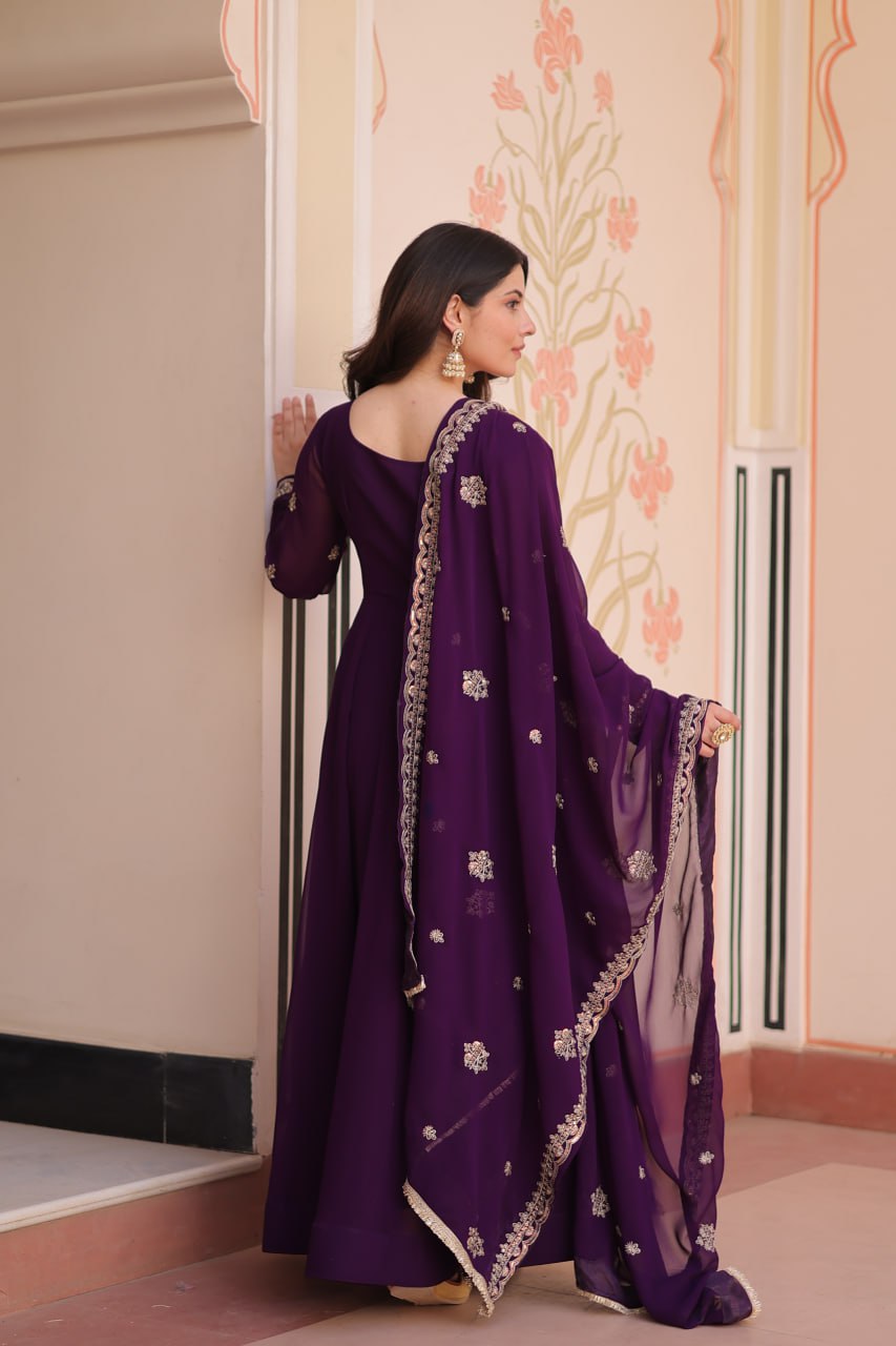 Royal Bloom – Anarkali Gown & Dupatta Set