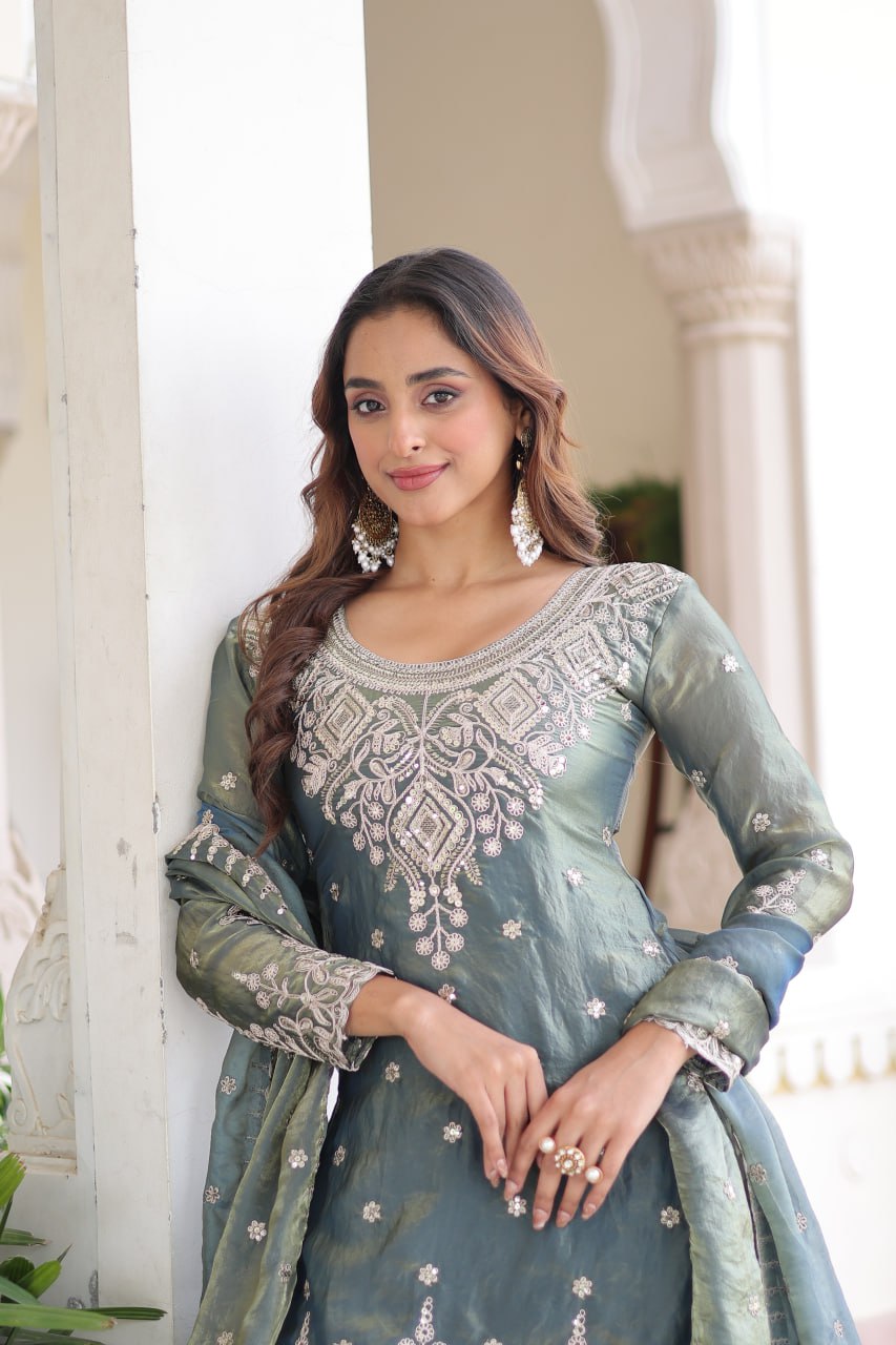 Luxury Readymade Top with Sharara & Dupatta – Premium 2025 Collection