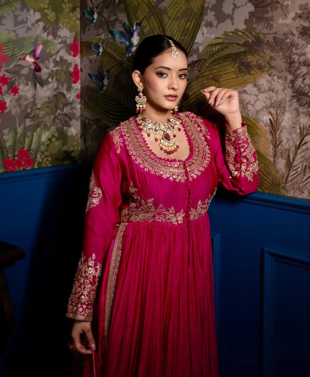 Elegant Heavy Chinon Top & Lehenga Set with Dupatta β Full Sleeves & Embroidery Details