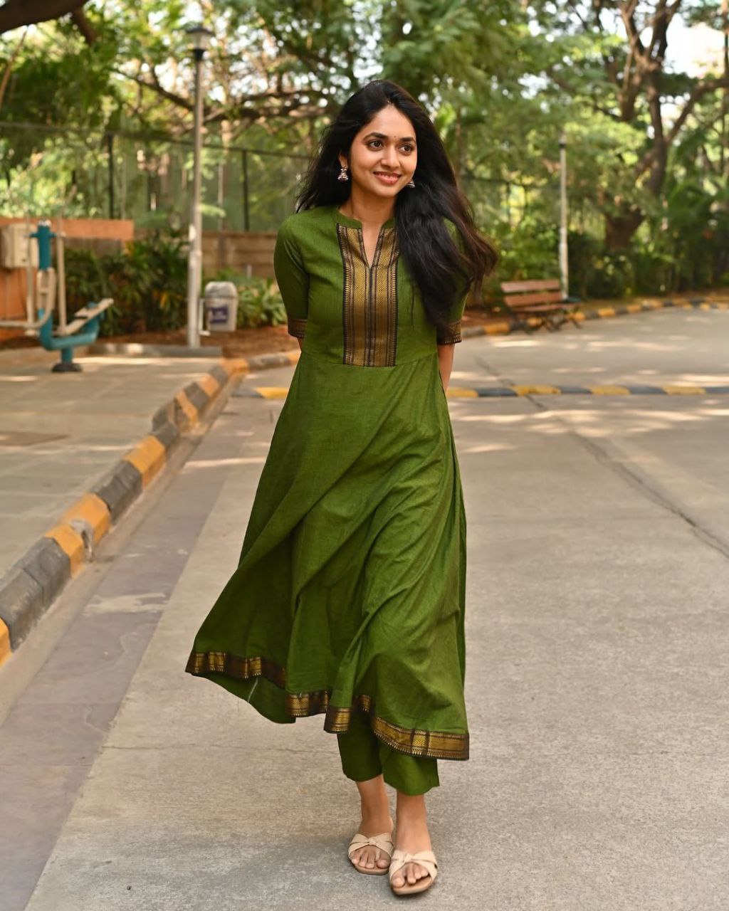 NEW ARIVELLS SHIVANGI SET