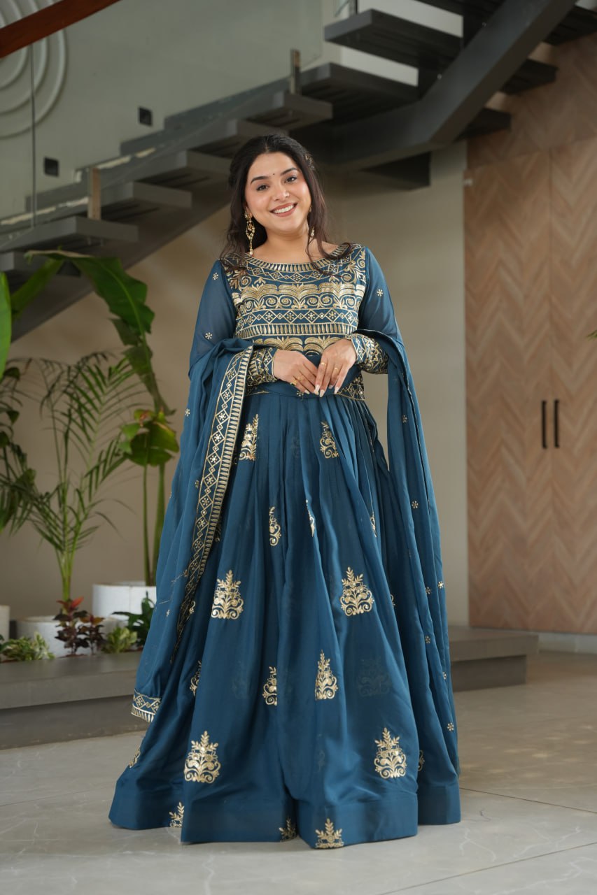 Luxury Organza Gown with Dupatta – Ready-to-Wear Collection