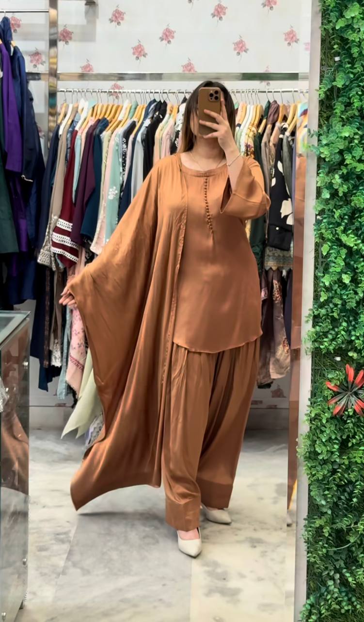 Majestic Muse: New Designer Farshi Suit Set