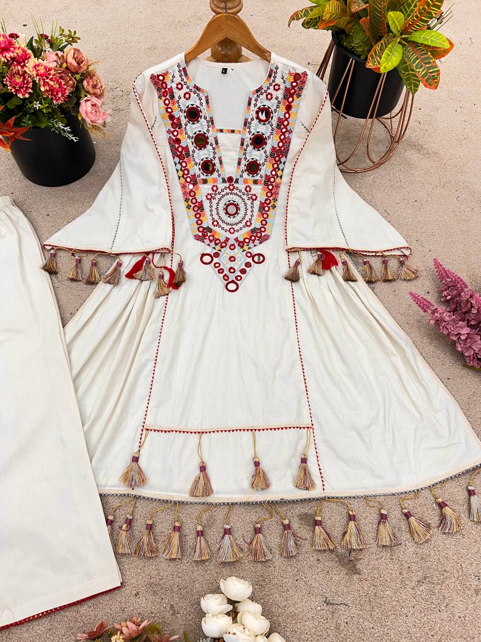 Premium Readywear Kurti Set β Fully Stitched with Luxe Finish