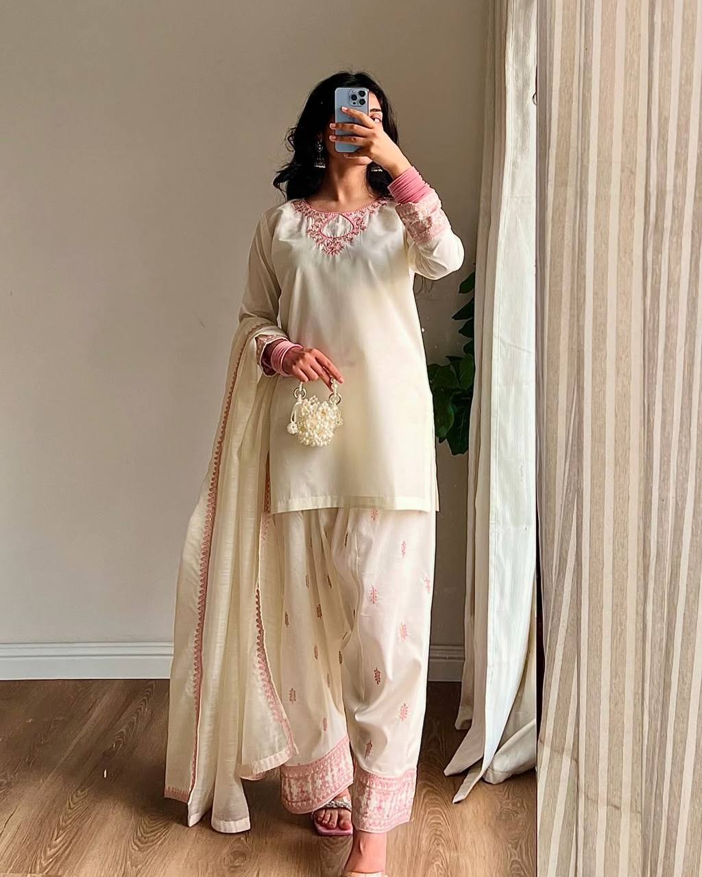 Heer Ranjha β Romantic Party Look with Designer Farshi Suit