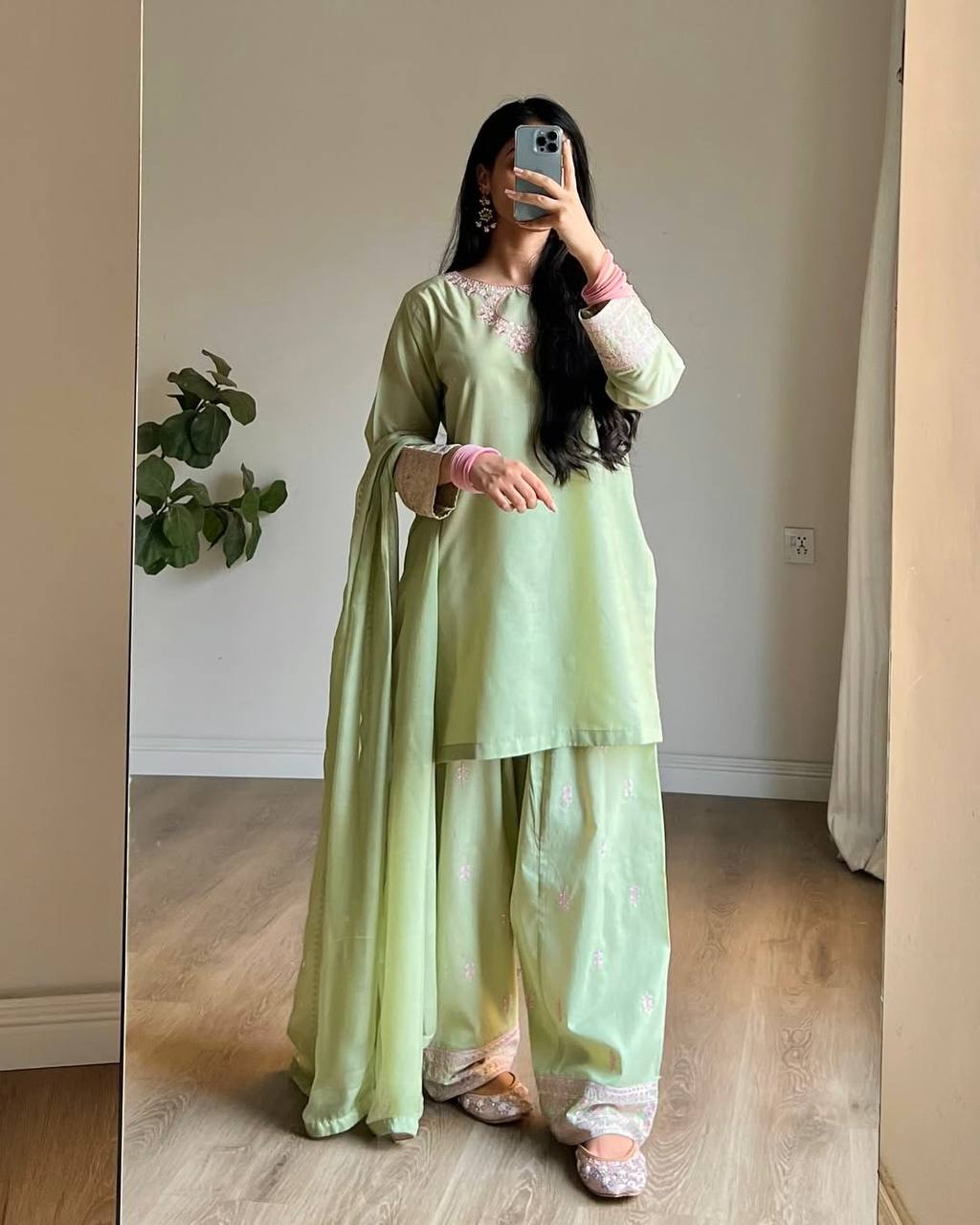Heer Ranjha β Romantic Party Look with Designer Farshi Suit