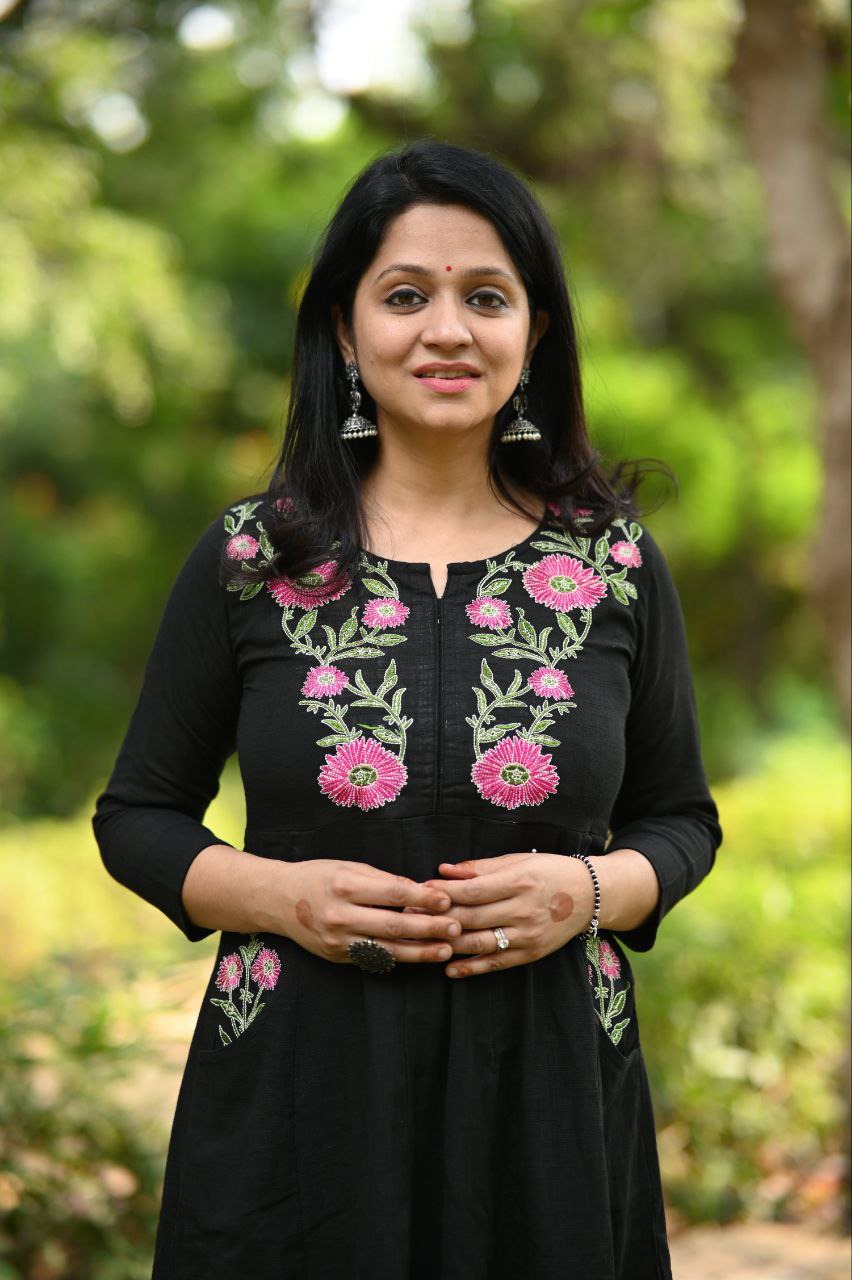 Premium Embroidered Kurti with Dual Side Pockets