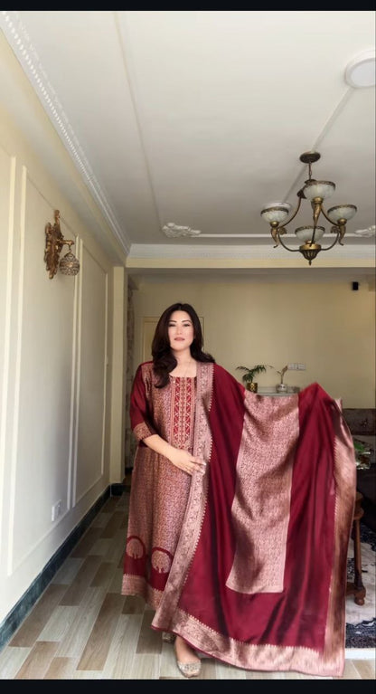 Asopalav Traditional & Trendy Suit Set – New Arrival