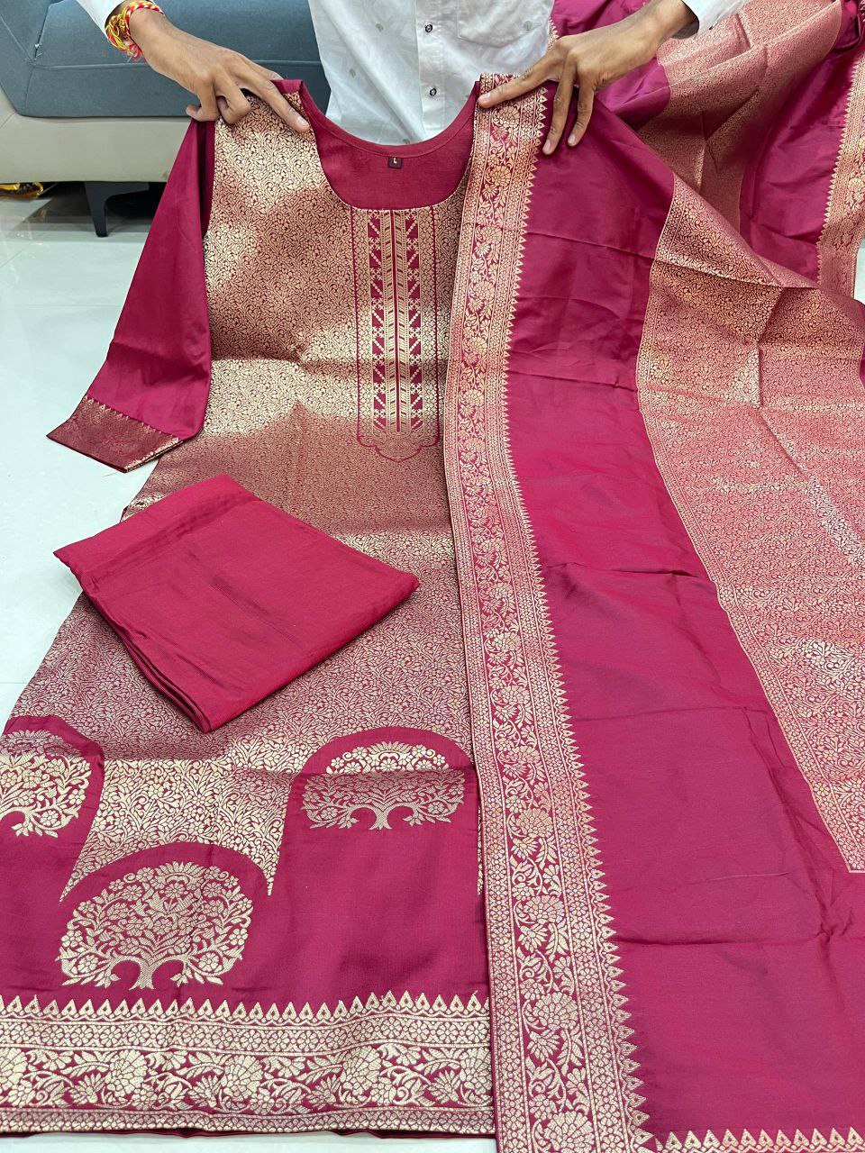 Asopalav Traditional & Trendy Suit Set – New Arrival