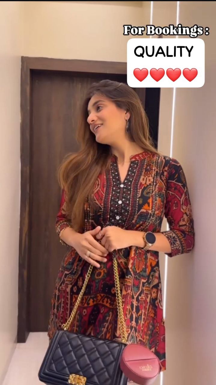 Soniya Banarasi Silk Set – Latest Designer Launch