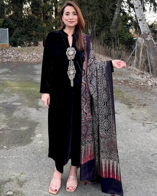 Majestic Velvet Winter Edition – Premium Embellished Pant Ensemble