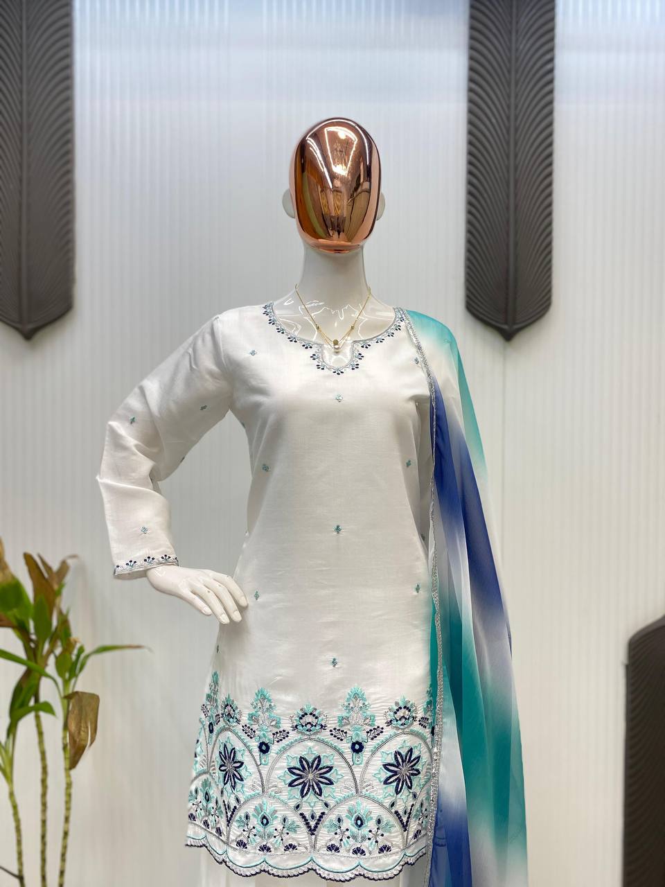 Royal Look Farsi Salwar Suit in Roman Silk – Designer Wear