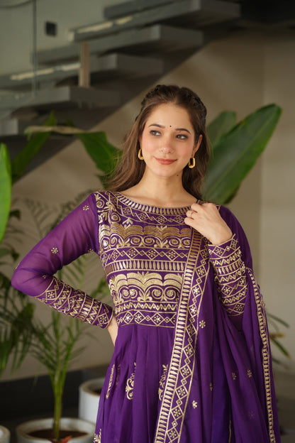 Luxury Organza Gown with Dupatta – Ready-to-Wear Collection