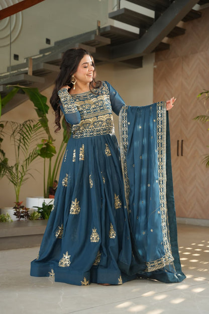 Luxury Organza Gown with Dupatta – Ready-to-Wear Collection