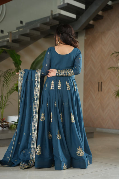 Luxury Organza Gown with Dupatta – Ready-to-Wear Collection