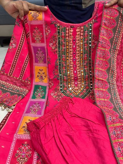 Elegant Neck Mirror with Traditional Hand Embellishment