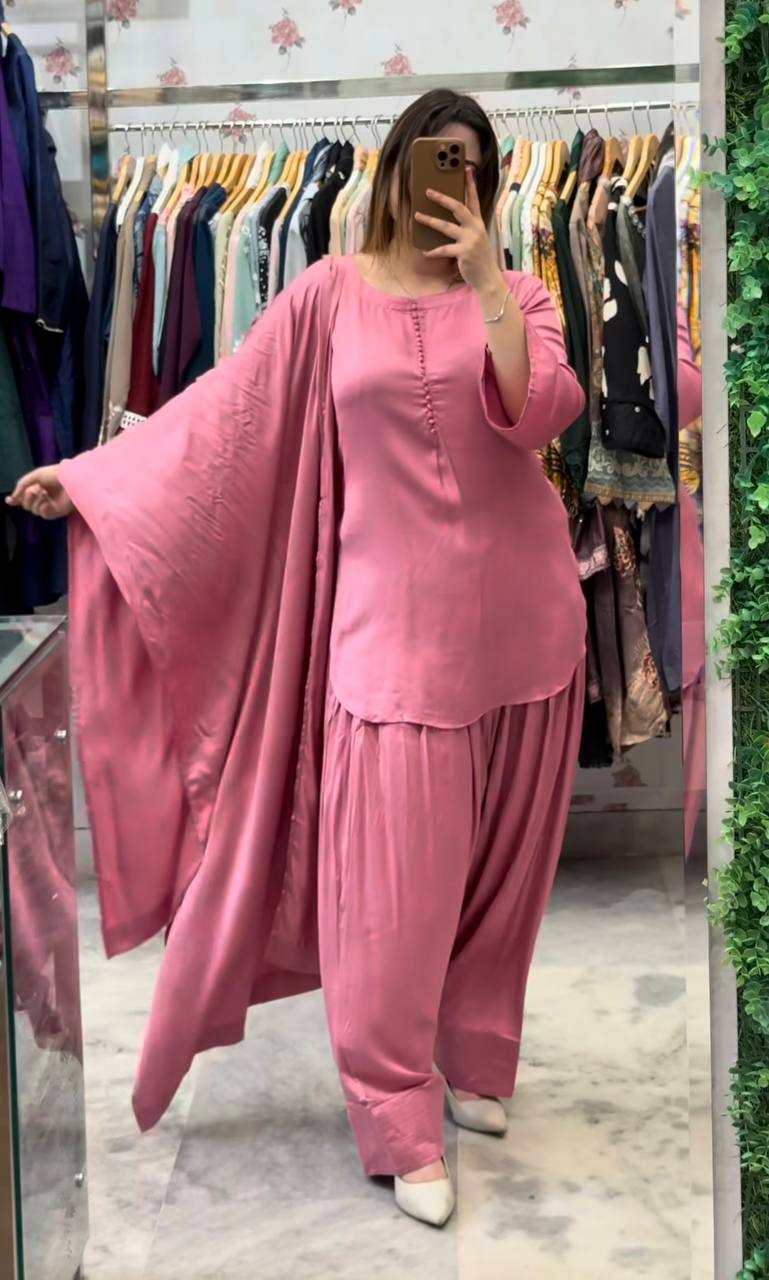 Majestic Muse: New Designer Farshi Suit Set