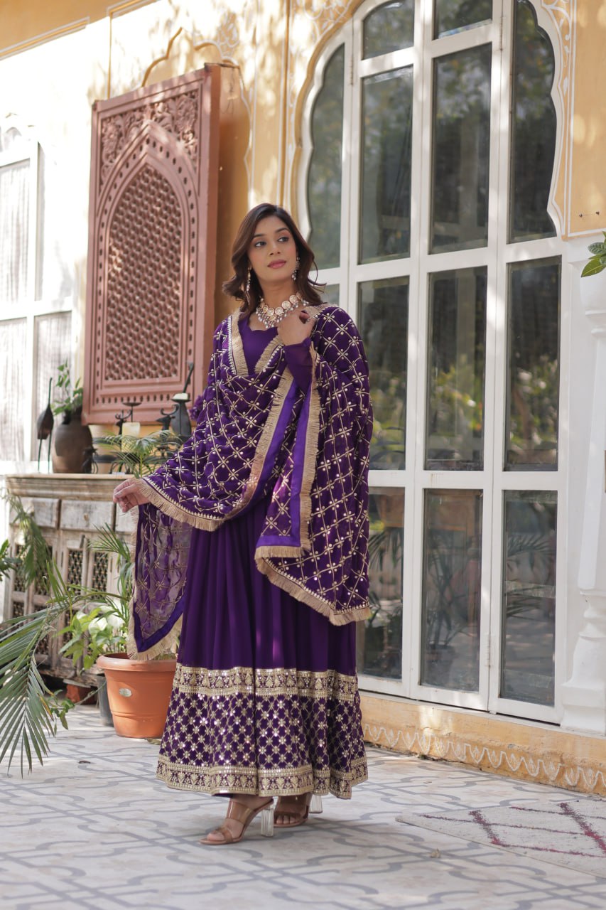 Georgette Purple Color Embroidered Anarkali Kurti with Dupatta