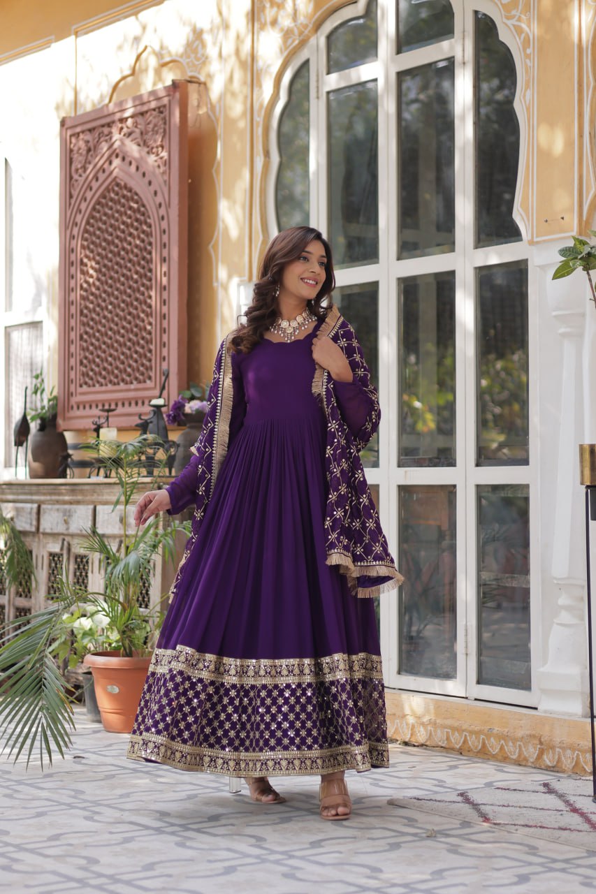 Georgette Purple Color Embroidered Anarkali Kurti with Dupatta