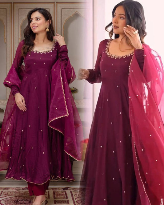 Threaded Grace – Embroidered Fox Georgette Flair Gown