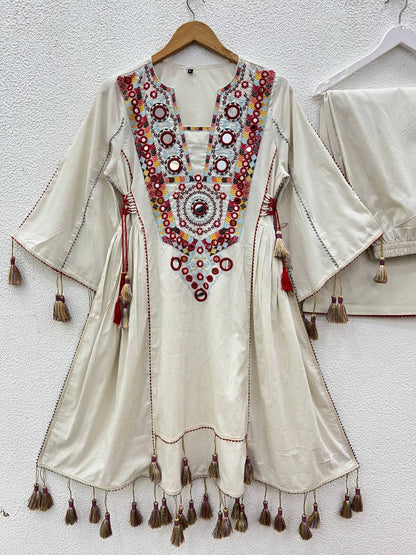 Premium Readywear Kurti Set – Fully Stitched with Luxe Finish