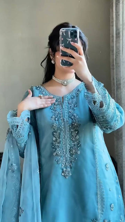Luxury Craftsmanship: Georgette Designer Suit with Dupatta & Embroidery