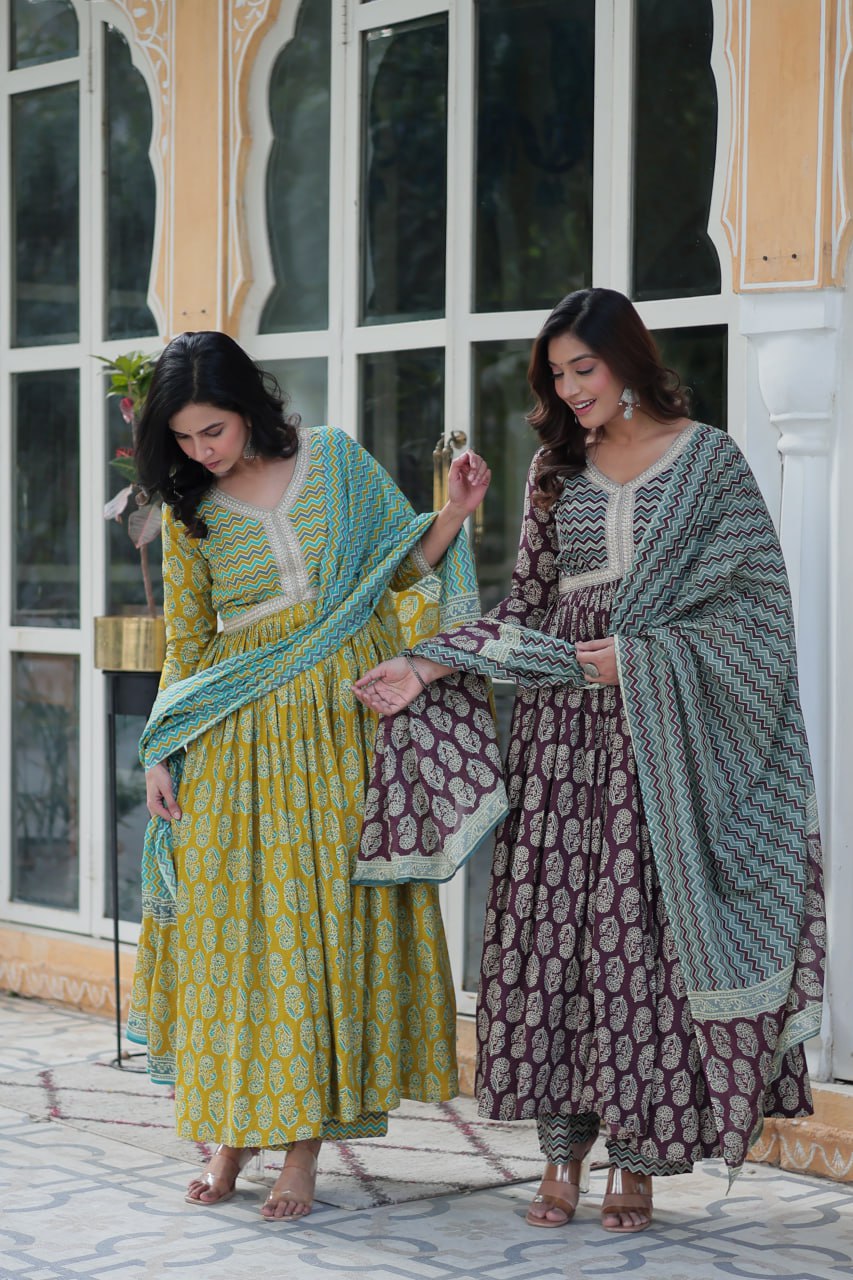 Women's Cotton Designer Printed Kurta Set 