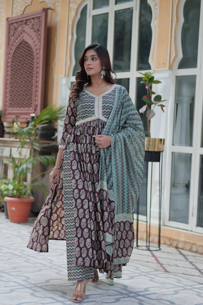 Women's Light Gray Color Cotton Designer Printed Kurta Set