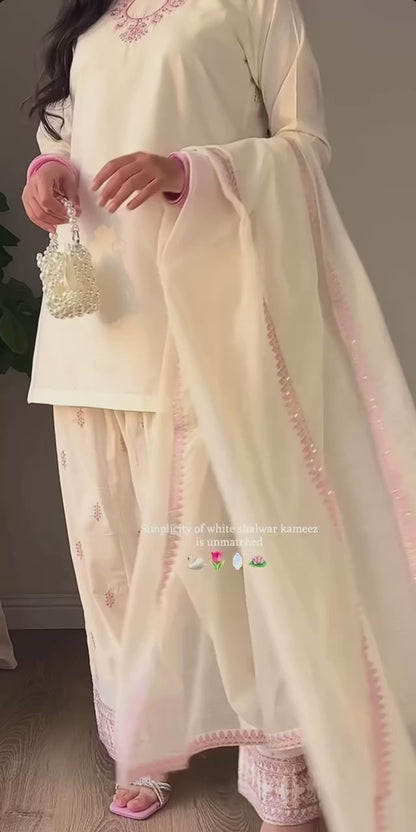 Heer Ranjha – Romantic Party Look with Designer Farshi Suit